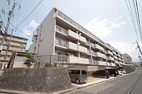 第1ビューハイツ  ｜ 広島県広島市西区井口台1丁目（賃貸マンション2LDK・1階・59.51㎡） その1