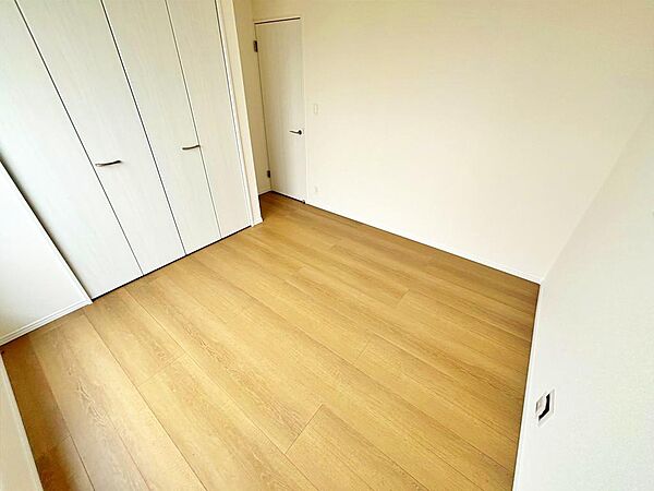 洋室を拡大表示