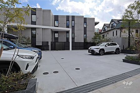 敷地内駐車場(屋外平面式)