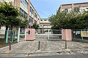 梅田小学校[公立]の外観