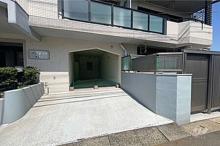 敷地内駐車場(屋内平面式)