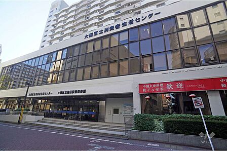 蒲田駅前図書館の外観