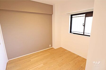 洋室4.3帖寝室としても十分お使い頂けます。