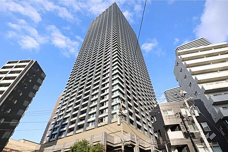 シティタワー武蔵小杉の外観(南西側から)