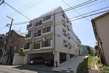 ニュー目黒台ハイツの外観(北東側から)