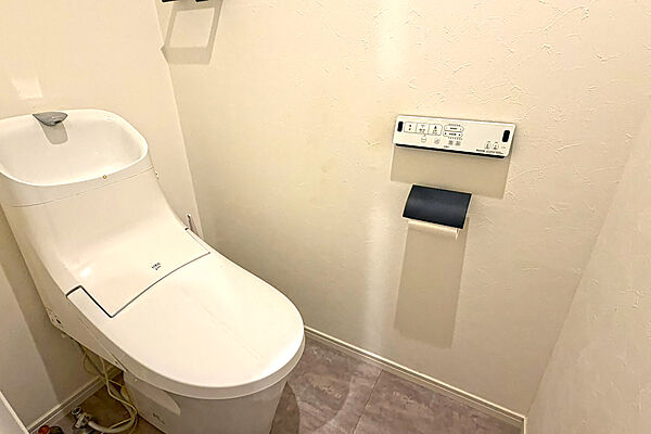 トイレを拡大表示