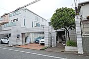 物件の外観（南東側から）［2025年10月21日撮影］