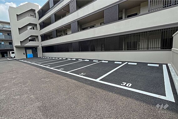 敷地内駐車場（...