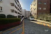駐車場の出入り口・敷地内駐車場（屋外平面式）