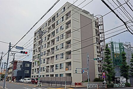 深沢コーポラスの外観(南東側から)