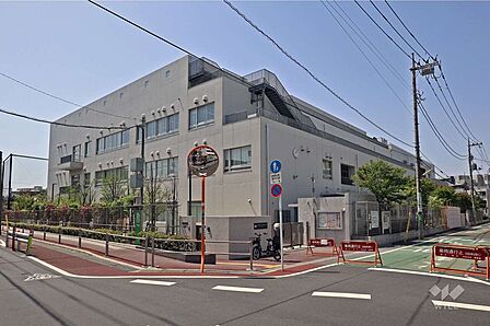山野小学校[公立]の外観