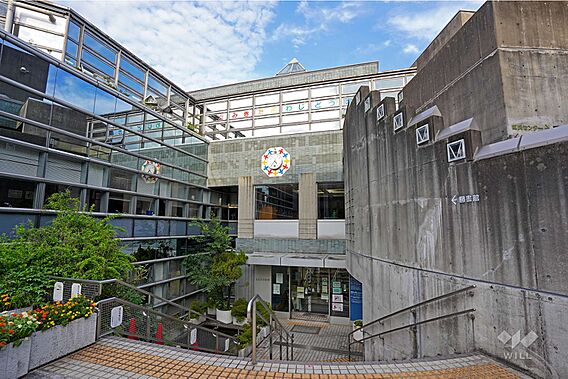 上北沢図書館の...