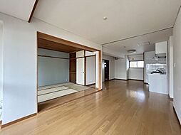松久ハイツ8号棟