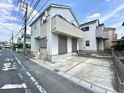 人気の駐車並列2台可能な物件です♪