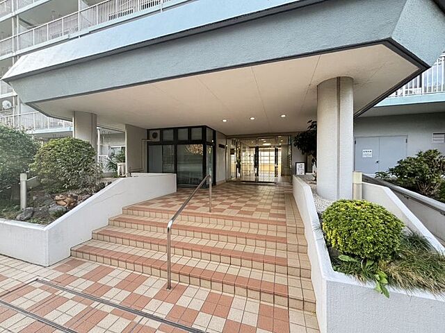 外観 六高台サンハイツA棟 4階/-