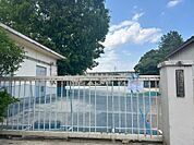 小金北小学校　徒歩約5分（約350ｍ）　教育目標「よく学び　なかよくがんばる　明るい子」