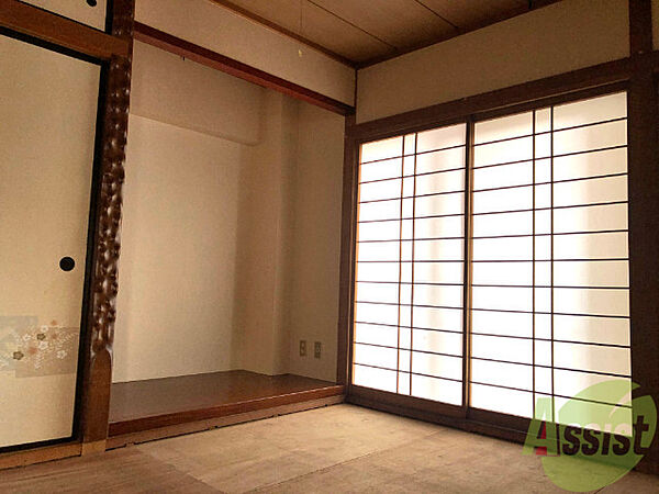 画像23:別の角度から和室を撮影してみました。イメージできますか？
