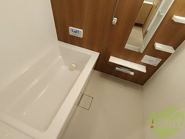 画像4:浴室は綺麗で追い焚きも付いて気持ちよくお過ごしいただけます。