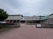 〈下野市立南河内第二中学校〉「自ら学び、心豊かに、たくましく生きる生徒の育成」を教育目標に掲げ、生徒一人ひとりが輝ける学校づくりを目指しています。