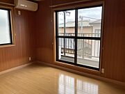 6帖の２F洋室