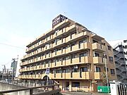 駅徒歩3分！お買い物施設が充実した利便性が魅力のマンションです。