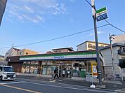 ファミリーマート　寝屋川池田本町店 500m