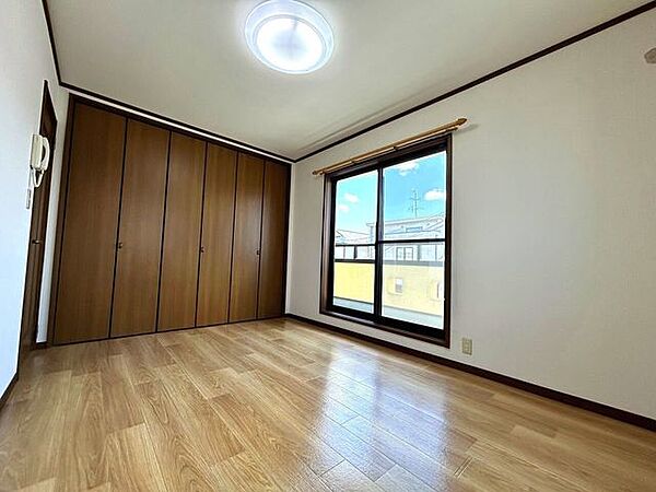 洋室を拡大表示
