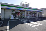 ファミリーマート西東京谷戸町店