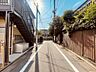 その他：見通しの良い前面道路に面しており、お車の出し入れや運転もスムーズに行えます。歩行者や自転車も確認しやすく、毎日の通勤やお出かけの際にも安心感のある住環境が魅力です。