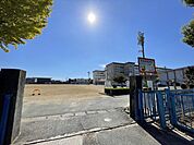 浜松市立与進小学校 900m