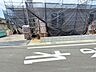 外観：前面道路含む現地写真