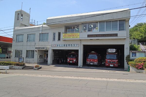 画像8:【消防署】宝塚市東消防署中山台出張所まで933ｍ