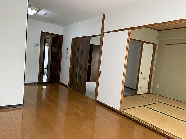 リビング/ダイニング