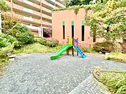 敷地内には公園もあります♪