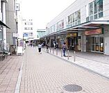 鶴川駅（604m）