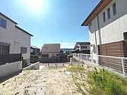敷地内東側から