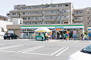 ファミリーマート 枚方東山二丁目店（388m）