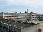 枚方市立第二中学校（394m）