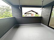 急な雨にも安心のインナーバルコニー