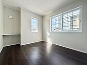 5.9帖の洋室です。