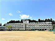 仙台市立第一中学校 633m