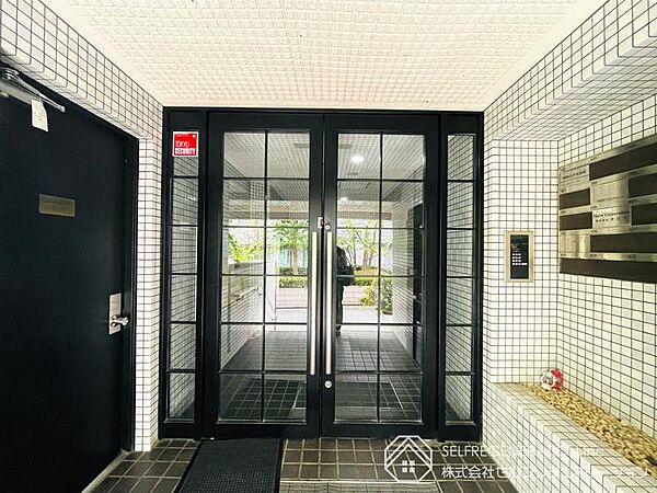 エントランスを拡大表示