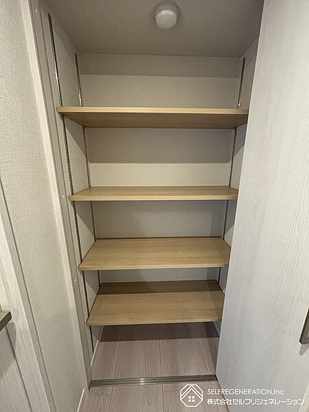 収納