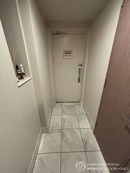 玄関を拡大表示