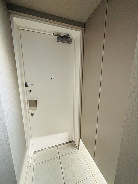 玄関を拡大表示