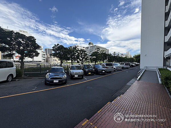 駐車場を拡大表示