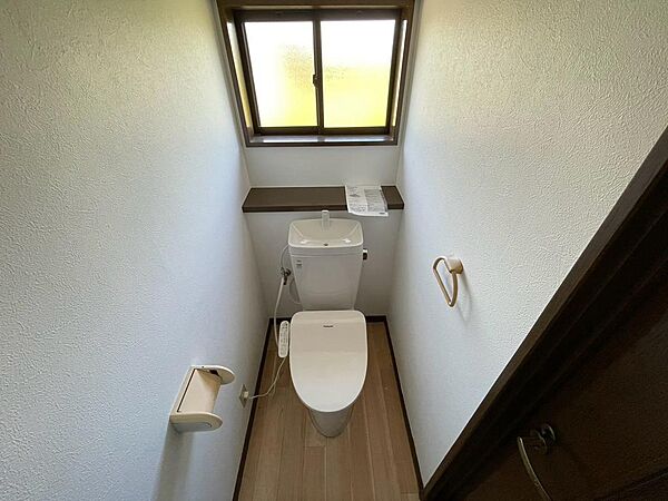 トイレを拡大表示