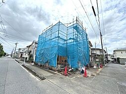 草加市稲荷6丁目　角地に建つ　新築一戸建て