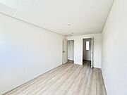 広いクローゼット付きです♪