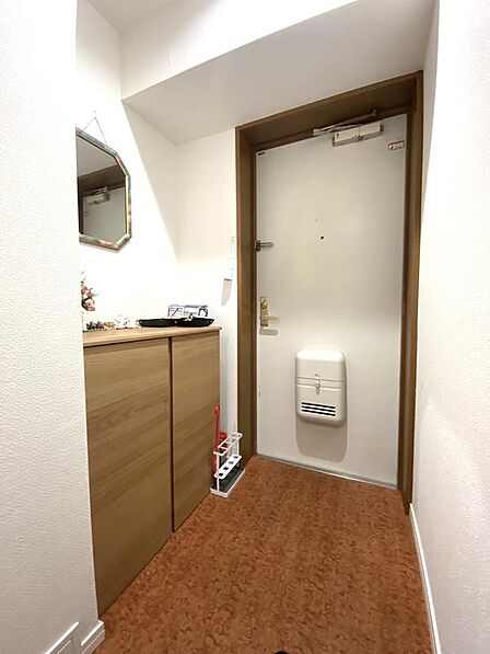 玄関※本画像は入居者様の家具をCGで消した画像であり、現況と異なる可能性がございます。